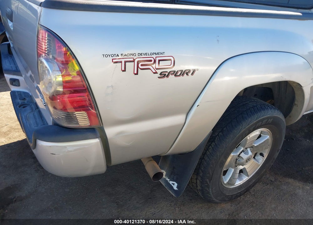 2011 TOYOTA TACOMA BASE V6 VIN: 3TMLU4EN1BM065792