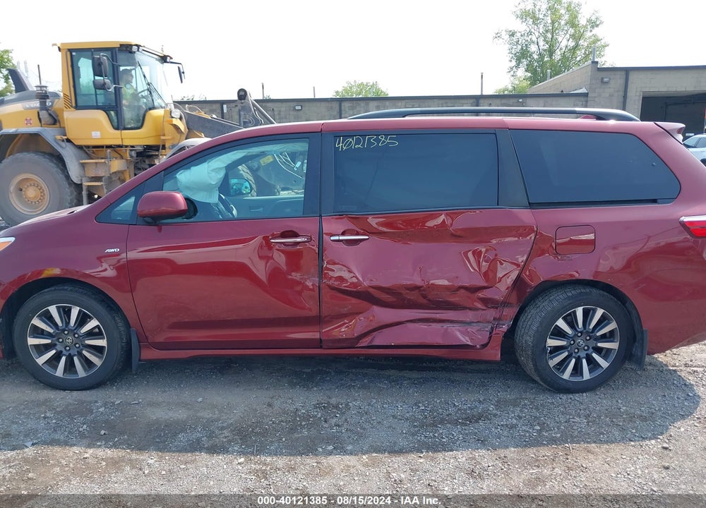 2019 TOYOTA SIENNA XLE VIN: 5TDDZ3DC4KS221839
