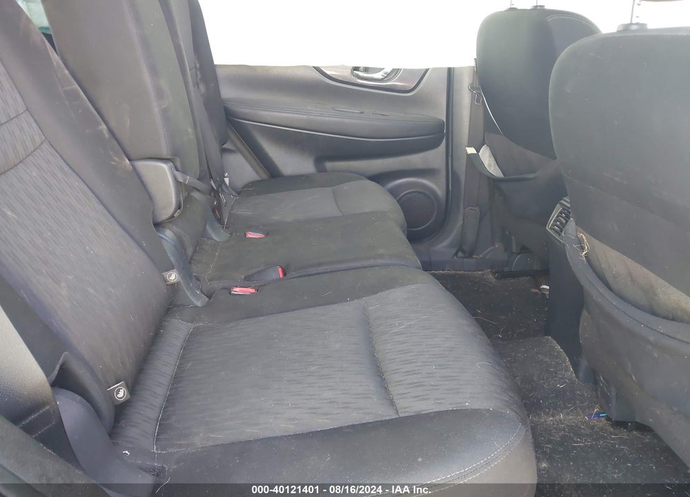 2018 NISSAN ROGUE S VIN: KNMAT2MT3JP562303