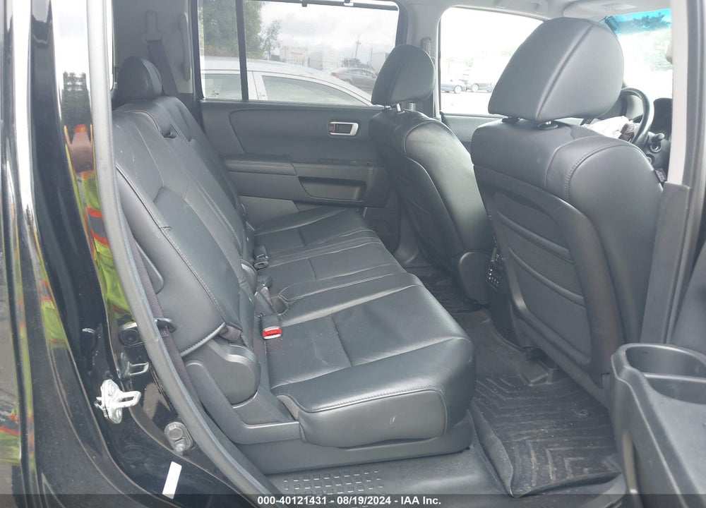 2010 HONDA PILOT VIN: 5FNYF4H96AB010093