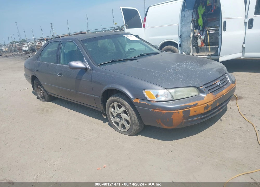 1999 TOYOTA CAMRY VIN: 4T1BF22K8XU077196
