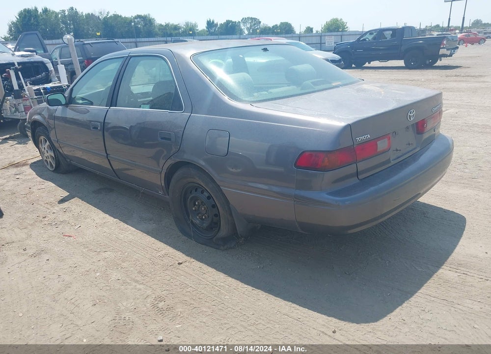 1999 TOYOTA CAMRY VIN: 4T1BF22K8XU077196