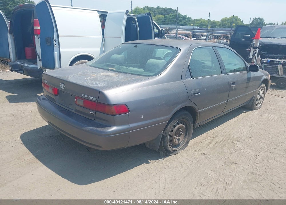1999 TOYOTA CAMRY VIN: 4T1BF22K8XU077196