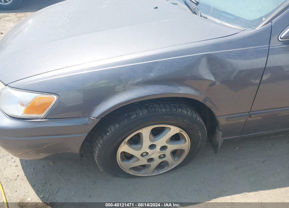 1999 TOYOTA CAMRY VIN: 4T1BF22K8XU077196