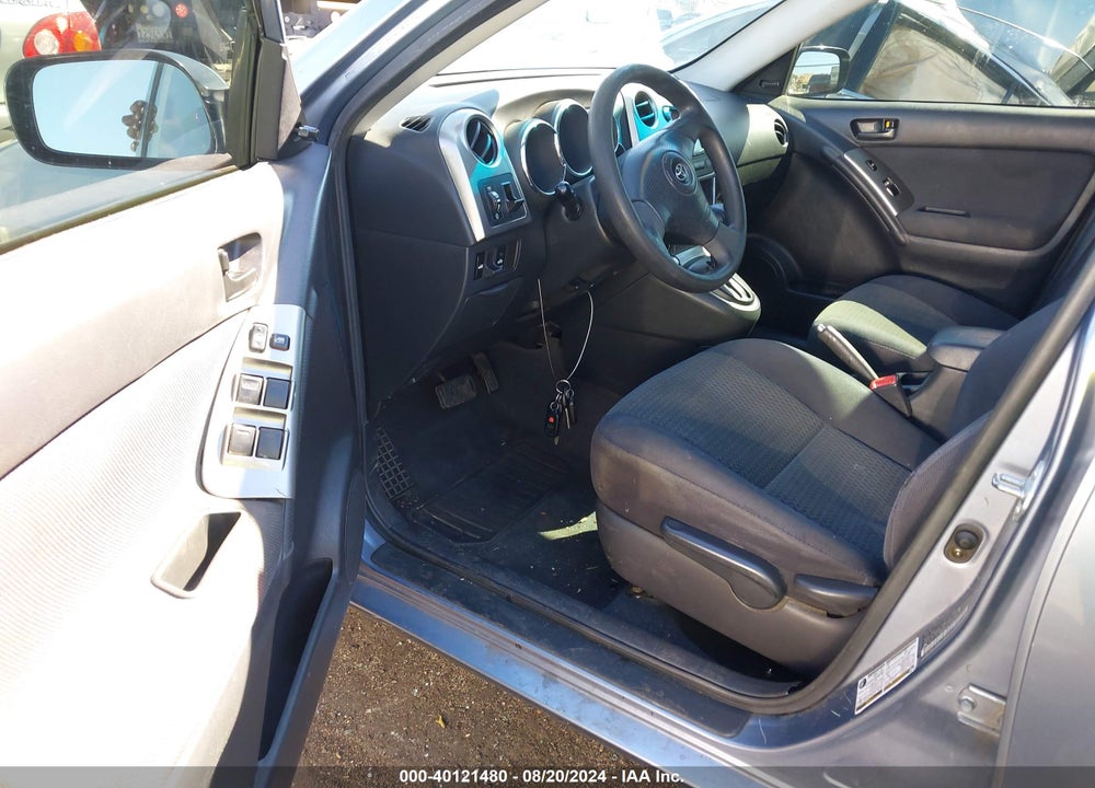 2005 TOYOTA MATRIX VIN: 2T1KR32E05C375649