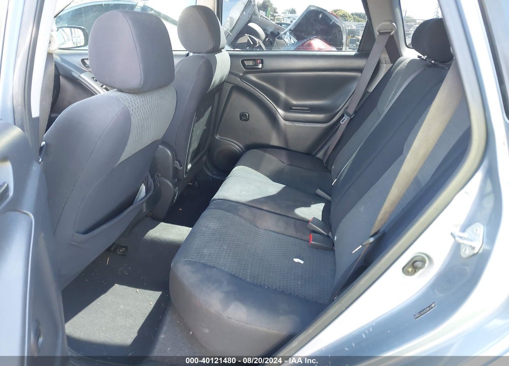 2005 TOYOTA MATRIX VIN: 2T1KR32E05C375649