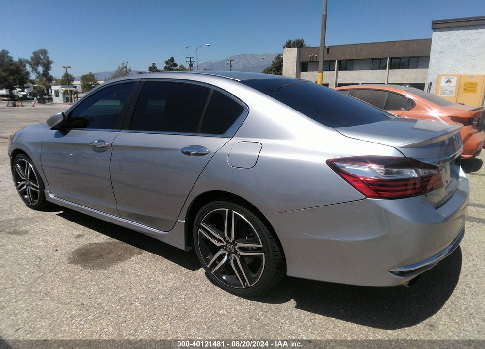 2017 HONDA ACCORD VIN: 1HGCR2F55HA224454