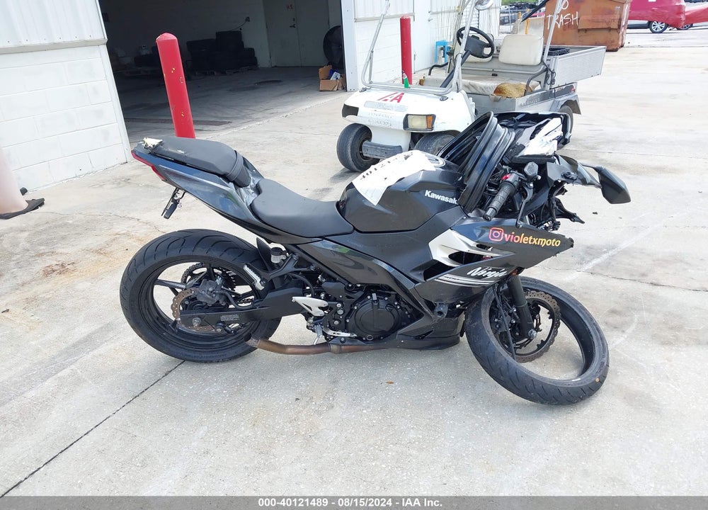 2022 KAWASAKI EX400 VIN: JKAEXKG15NDAG6323