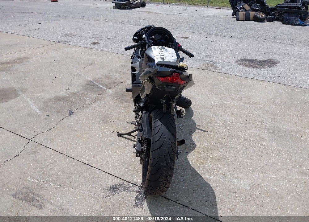 2022 KAWASAKI EX400 VIN: JKAEXKG15NDAG6323