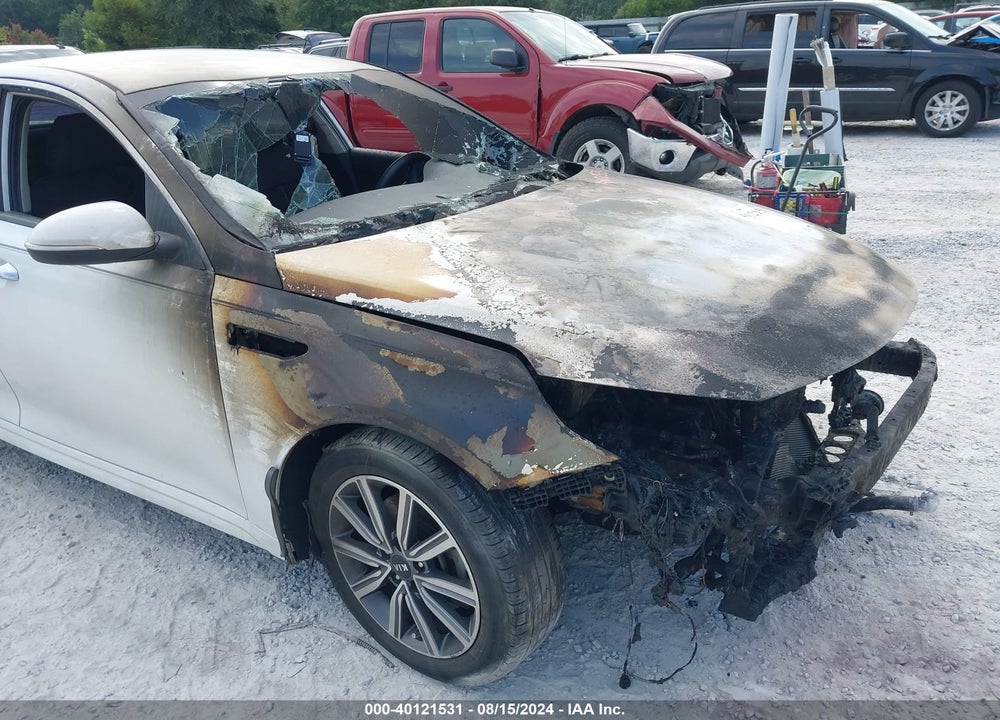 2019 KIA OPTIMA LX VIN: 5XXGT4L3XKG354922
