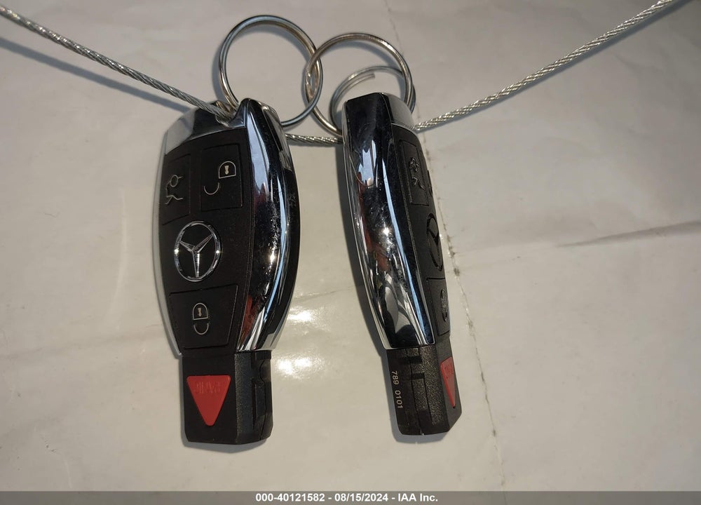 2005 MERCEDES-BENZ SL 500 VIN: WDBSK75F15F101821