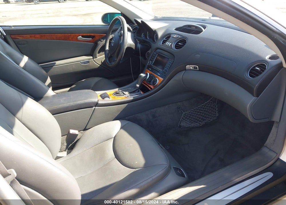 2005 MERCEDES-BENZ SL 500 VIN: WDBSK75F15F101821