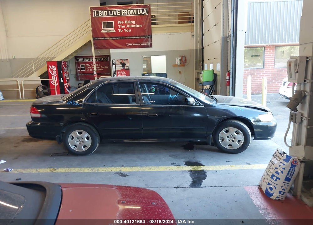 2002 HONDA ACCORD 3.0 EX VIN: 1HGCG16532A055350
