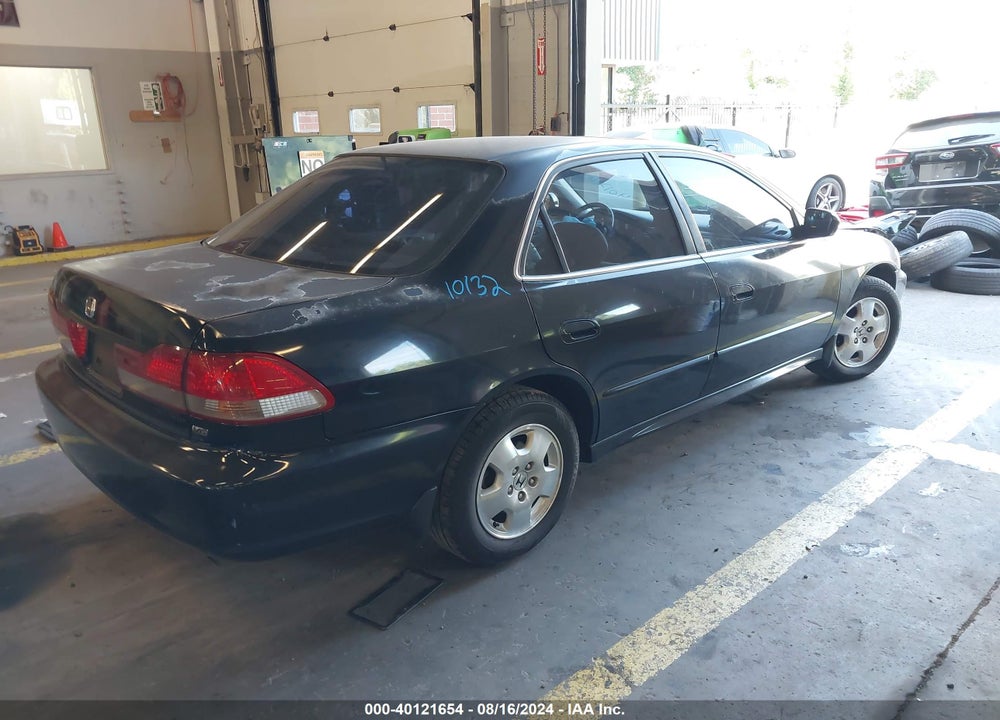 2002 HONDA ACCORD 3.0 EX VIN: 1HGCG16532A055350