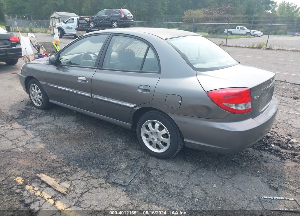 2003 KIA RIO VIN: KNADC125136246092