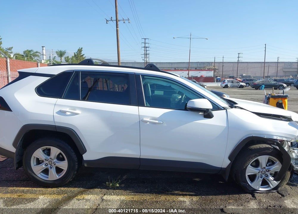 2021 TOYOTA RAV4 XLE VIN: 2T3W1RFV6MW153384