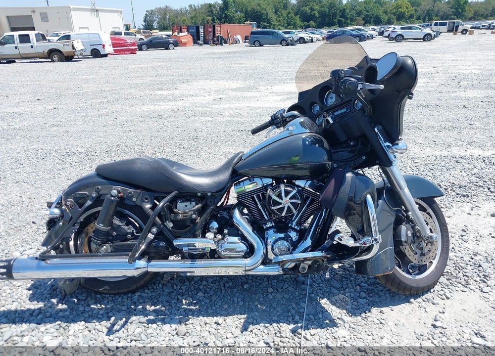 2009 HARLEY-DAVIDSON FLHX VIN: 1HD1KB41X9Y623524