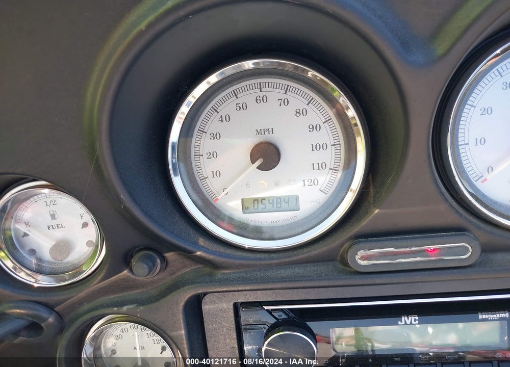 2009 HARLEY-DAVIDSON FLHX VIN: 1HD1KB41X9Y623524