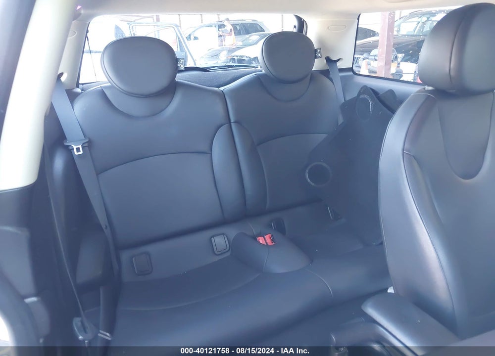 2013 MINI HARDTOP COOPER VIN: WMWSU3C55DT680775