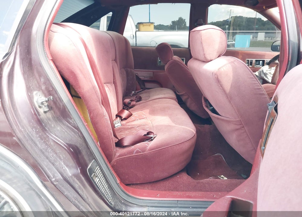 1996 CHEVROLET CAPRICE CLASSIC VIN: 1G1BL52W0TR156420