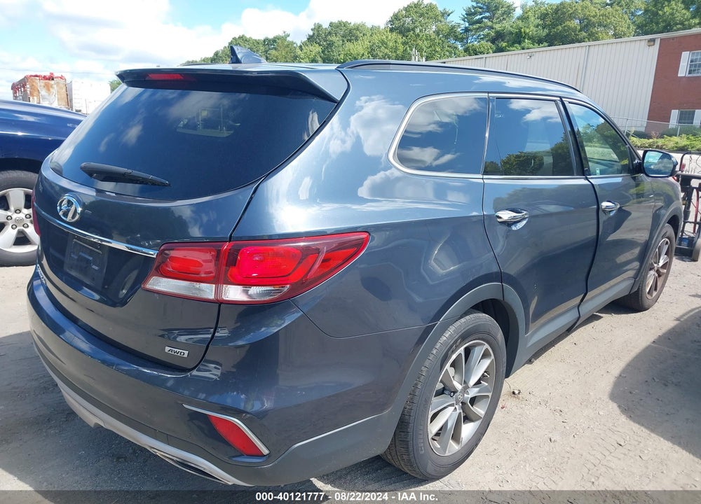 2017 HYUNDAI SANTA FE SE VIN: KM8SMDHF3HU175839