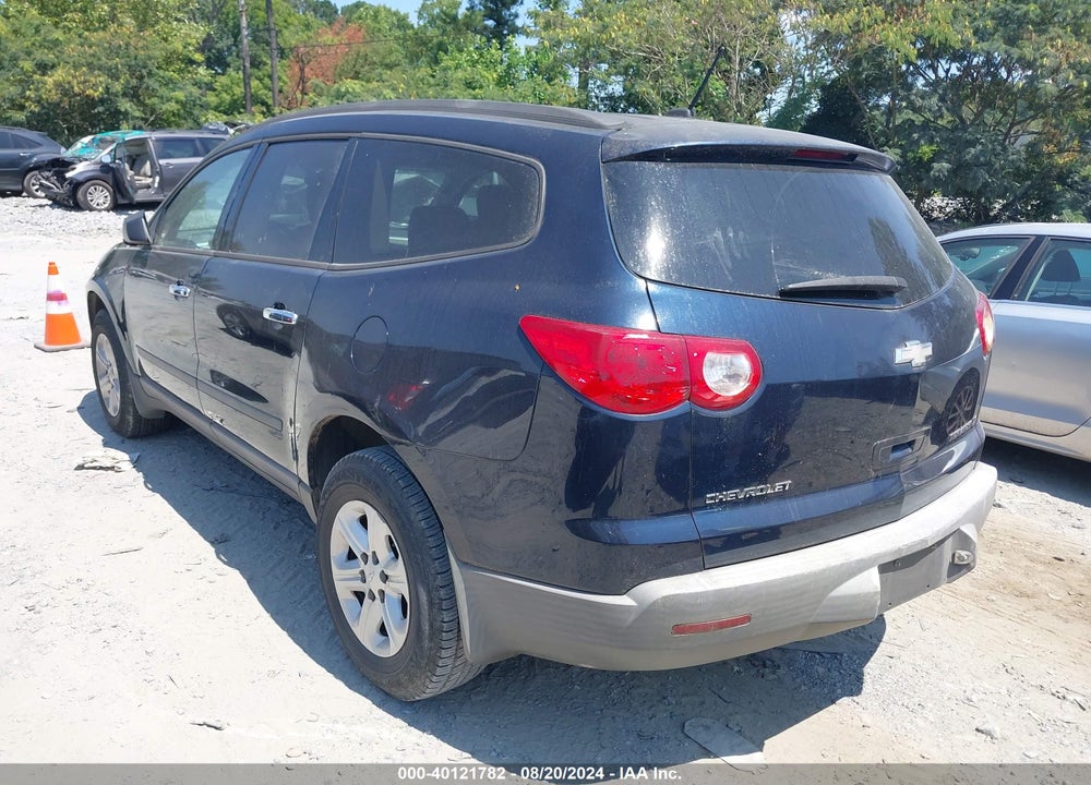 2010 CHEVROLET TRAVERSE LS VIN: 1GNLVEED2AS107863