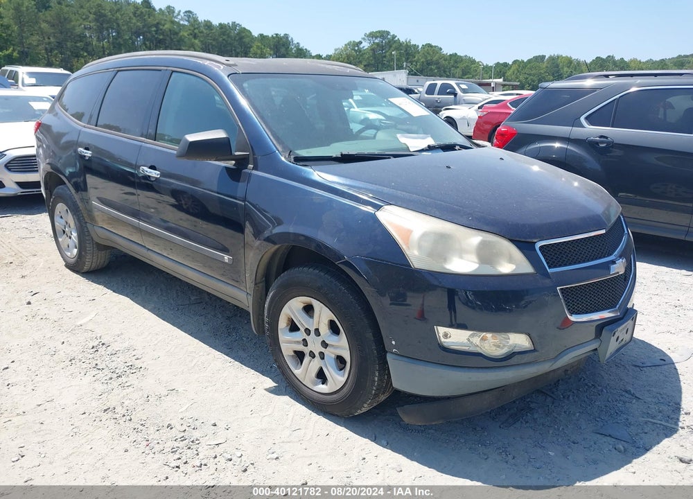 2010 CHEVROLET TRAVERSE LS VIN: 1GNLVEED2AS107863