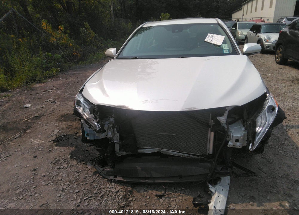 2021 TOYOTA CAMRY XLE VIN: 4T1F11AK3MU427373