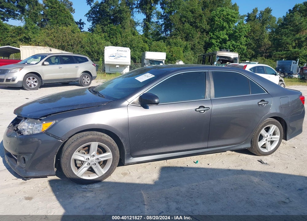 2013 TOYOTA CAMRY SE VIN: 4T1BF1FK3DU263910