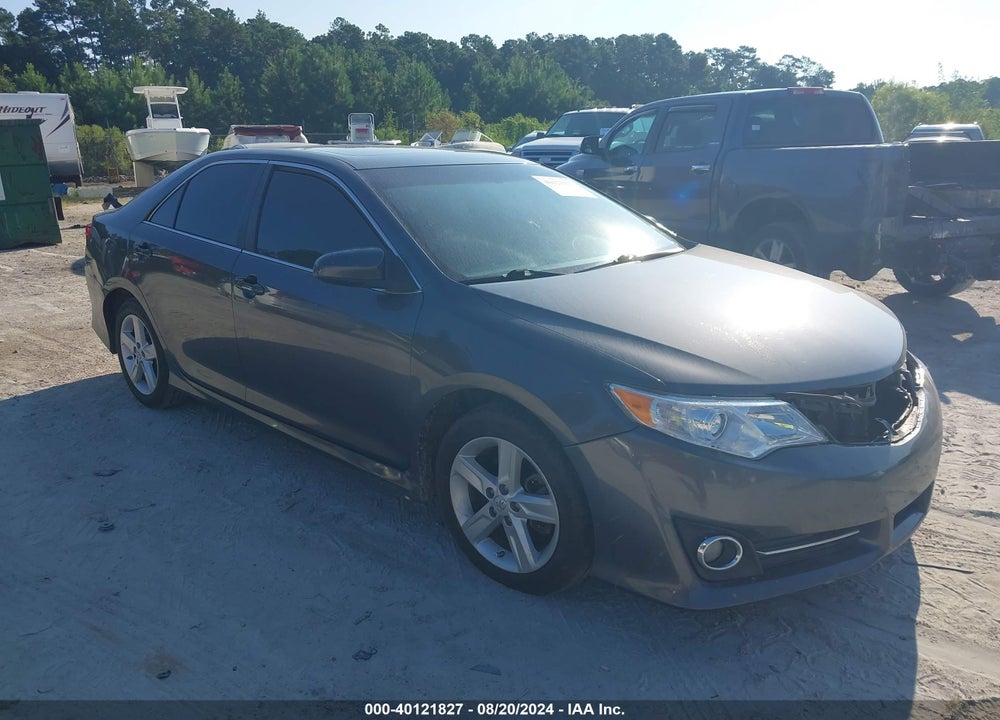 2013 TOYOTA CAMRY SE VIN: 4T1BF1FK3DU263910