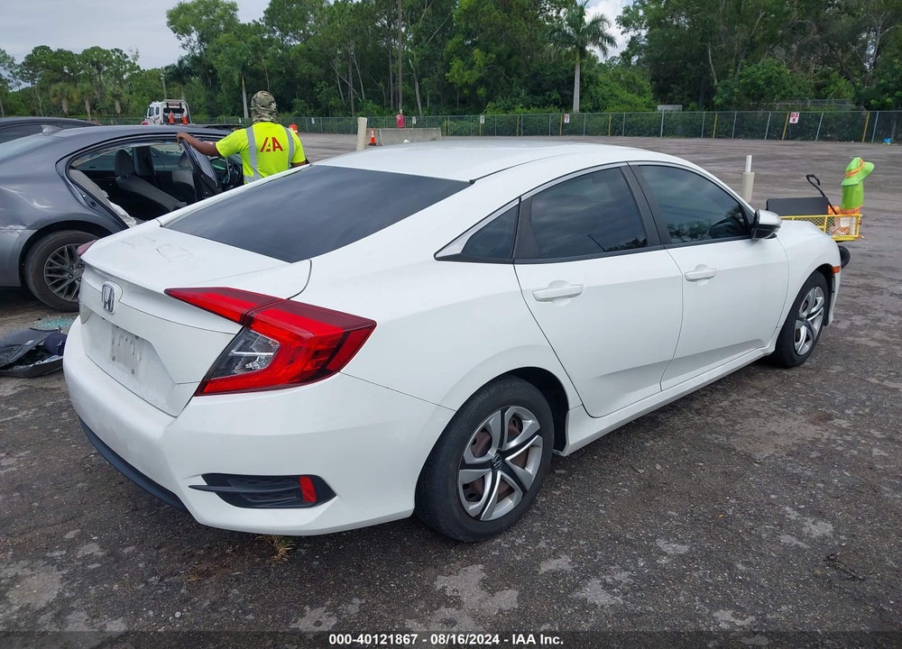 2018 HONDA CIVIC LX VIN: 19XFC2F57JE031903