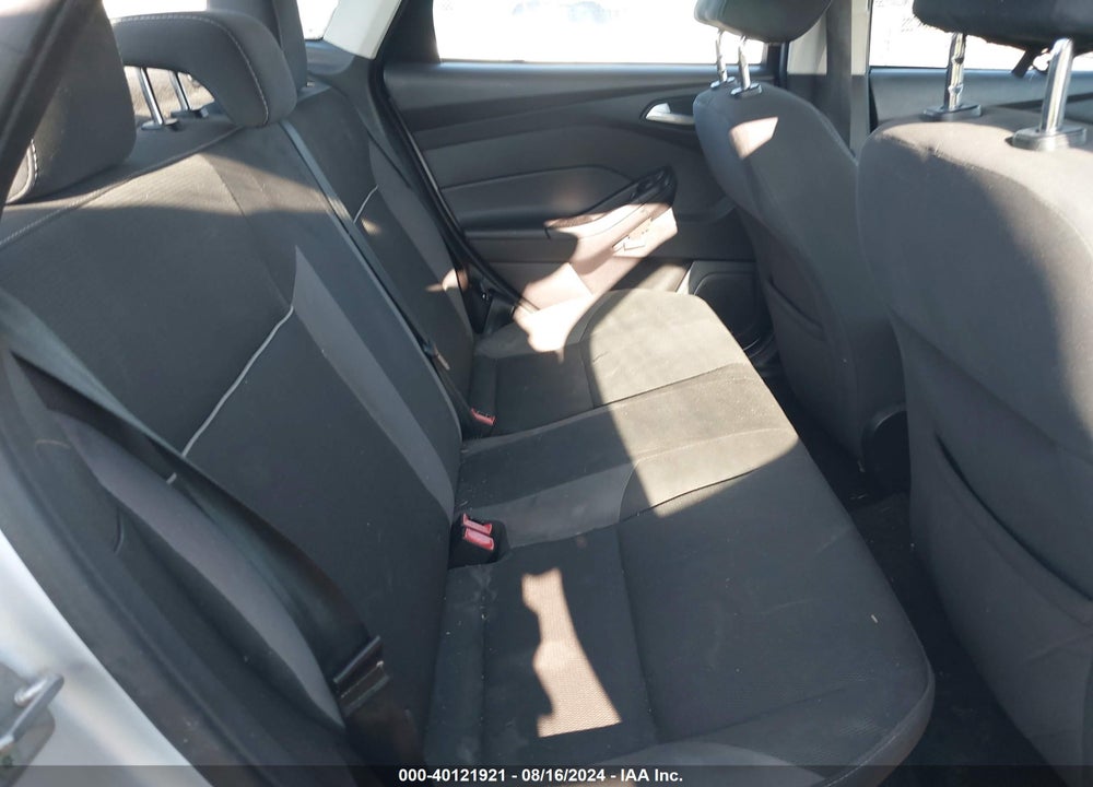 2014 FORD FOCUS SE VIN: 1FADP3F26EL181365