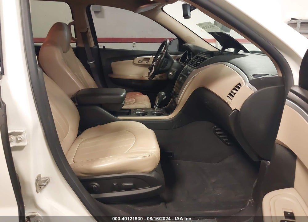 2011 CHEVROLET TRAVERSE LTZ VIN: 1GNKRLED8BJ122475