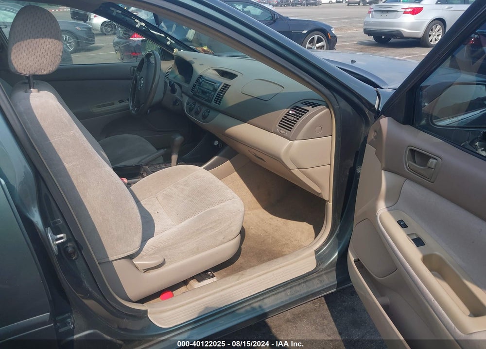 2004 TOYOTA CAMRY LE VIN: 4T1BE32K74U313924