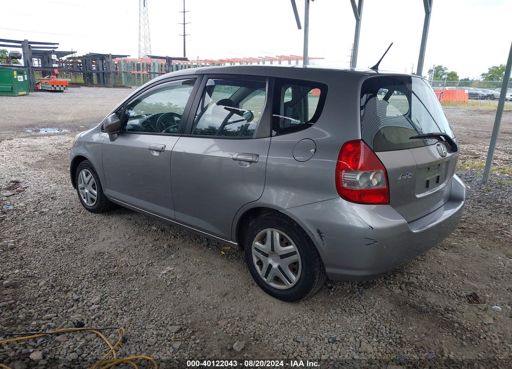 2008 HONDA FIT VIN: JHMGD38468S061105