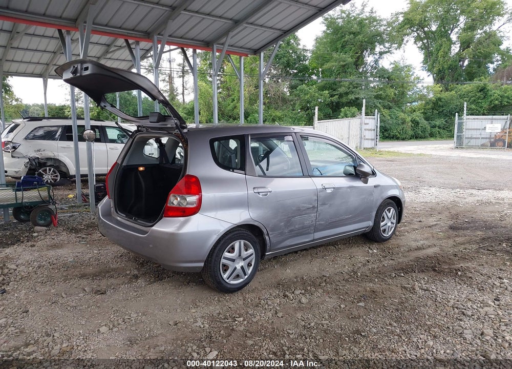 2008 HONDA FIT VIN: JHMGD38468S061105