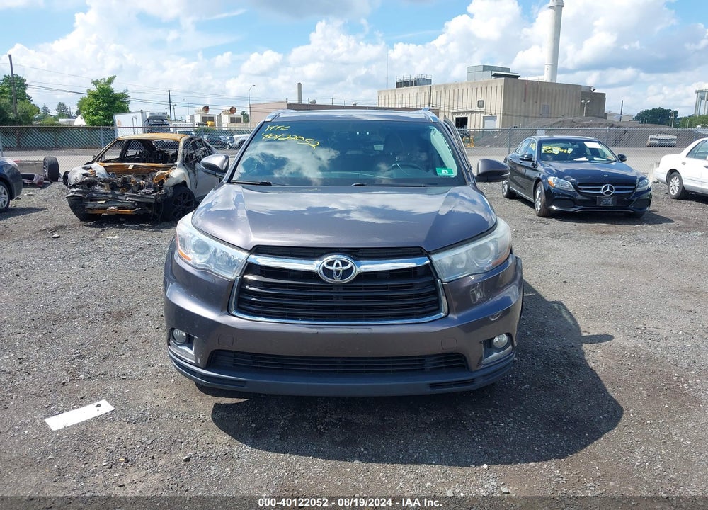 2014 TOYOTA HIGHLANDER LIMITED V6 VIN: 5TDDKRFH7ES027052