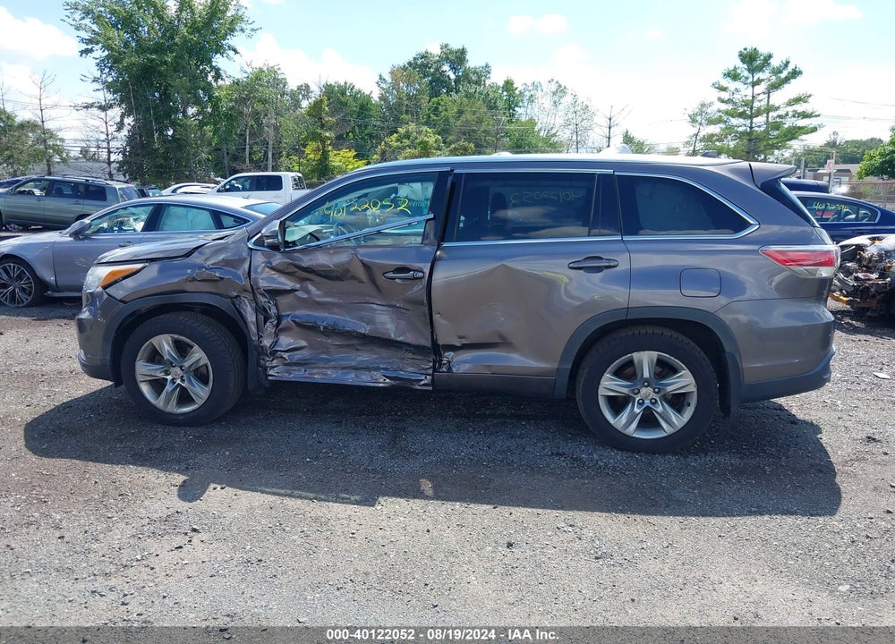 2014 TOYOTA HIGHLANDER LIMITED V6 VIN: 5TDDKRFH7ES027052