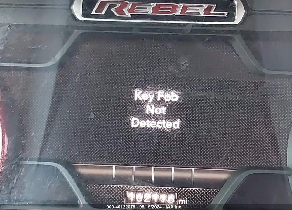 2019 RAM 1500 REBEL QUAD CAB 4X4 6'4 BOX VIN: 1C6SRFET8KN826290