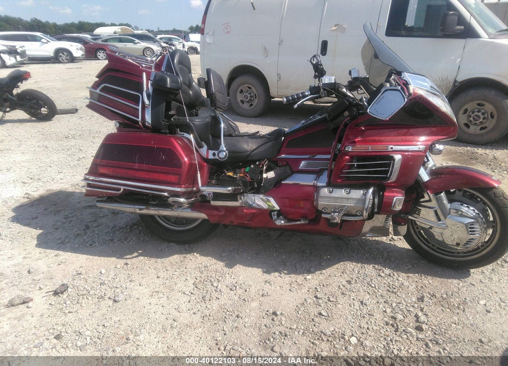 1999 HONDA GL1500 SE12 VIN: 1HFSC2234XA102947