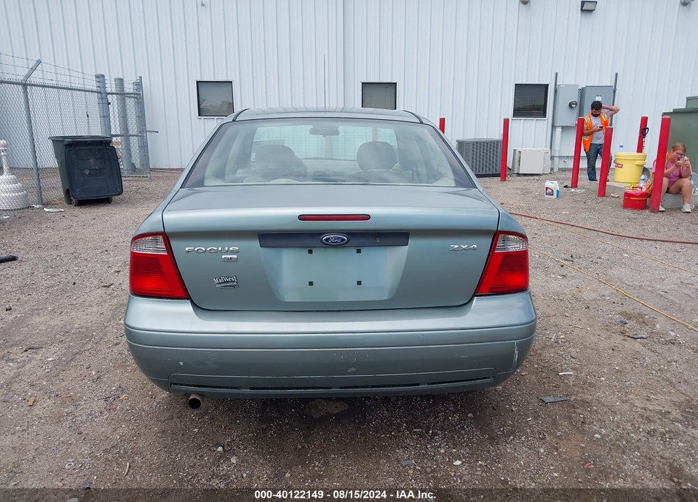 2005 FORD FOCUS VIN: 1FAFP34N05W117780