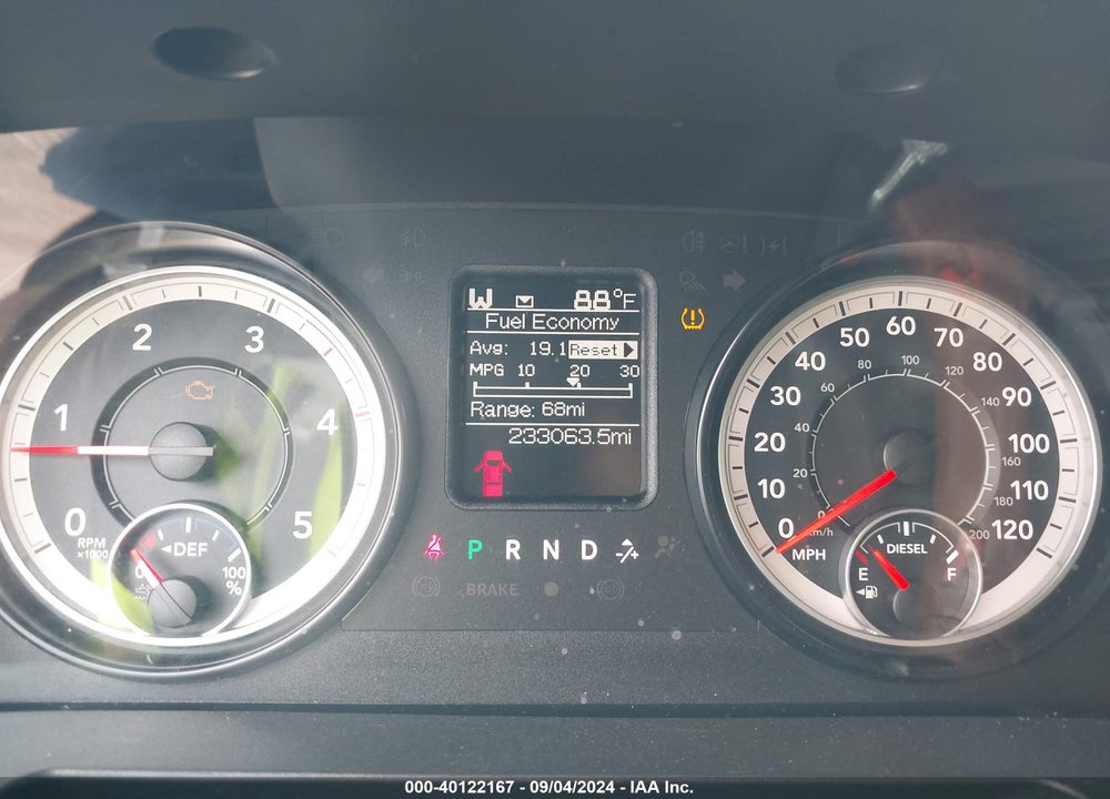 2016 RAM 2500 TRADESMAN VIN: 3C6UR5CL3GG167069