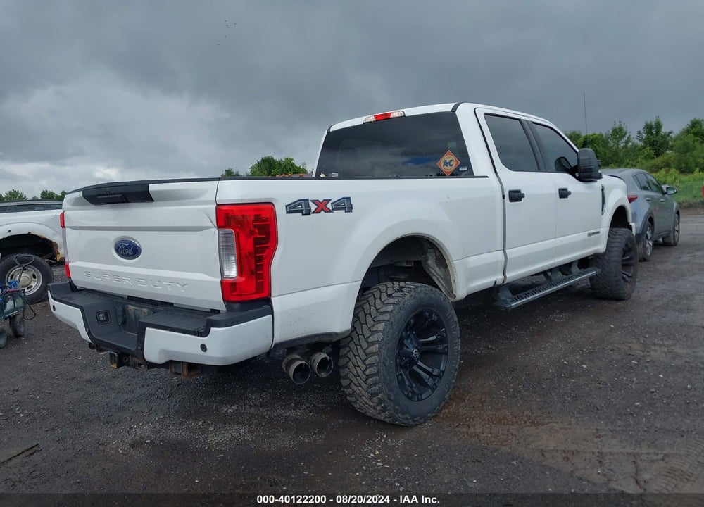 2017 FORD F-250 XLT VIN: 1FT7W2BT4HEC56401