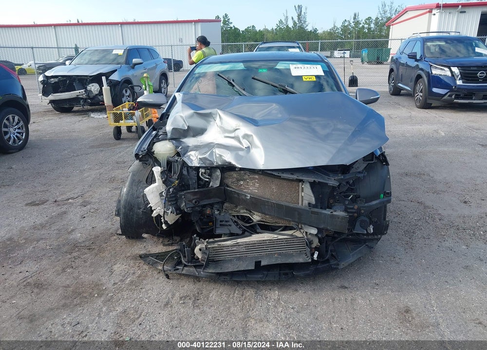 2017 HYUNDAI ELANTRA SPORT VIN: KMHD04LB1HU355748