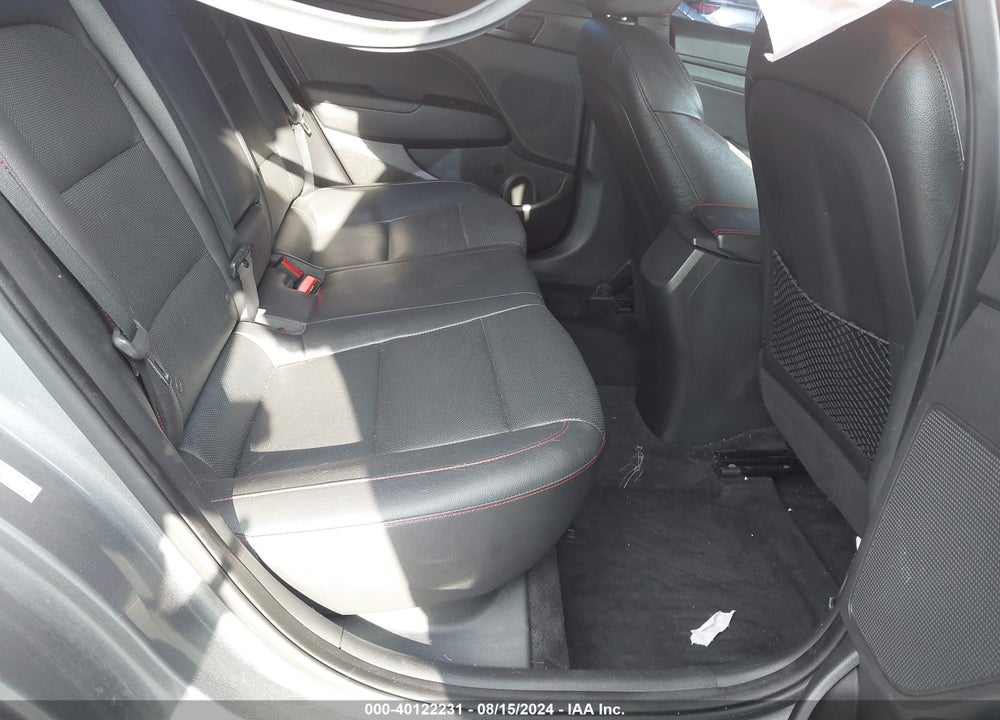 2017 HYUNDAI ELANTRA SPORT VIN: KMHD04LB1HU355748