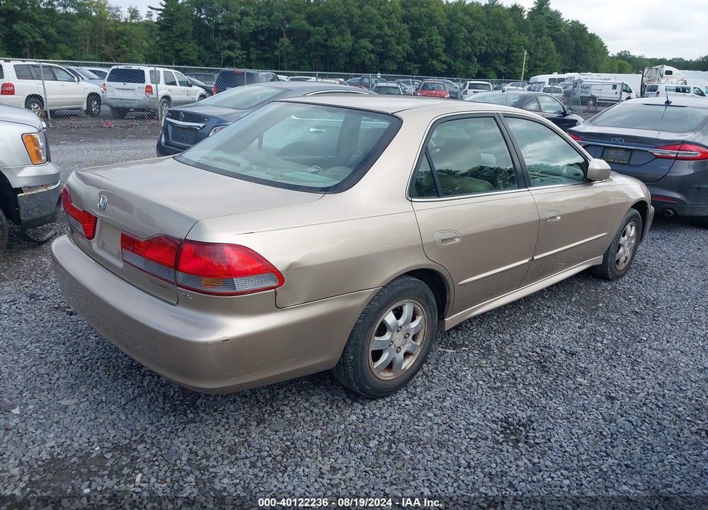 2002 HONDA ACCORD 2.3 EX/2.3 SE VIN: 1HGCG66882A112780