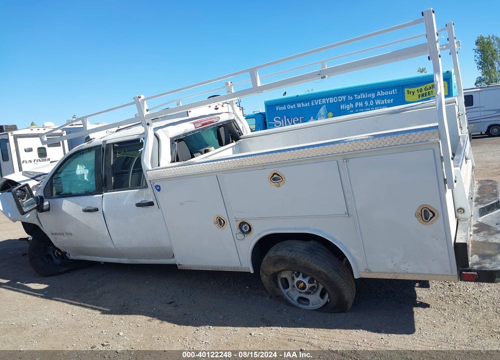 2024 CHEVROLET SILVERADO 2500HD WORK TRUCK VIN: 1GB5WLE76RF152133