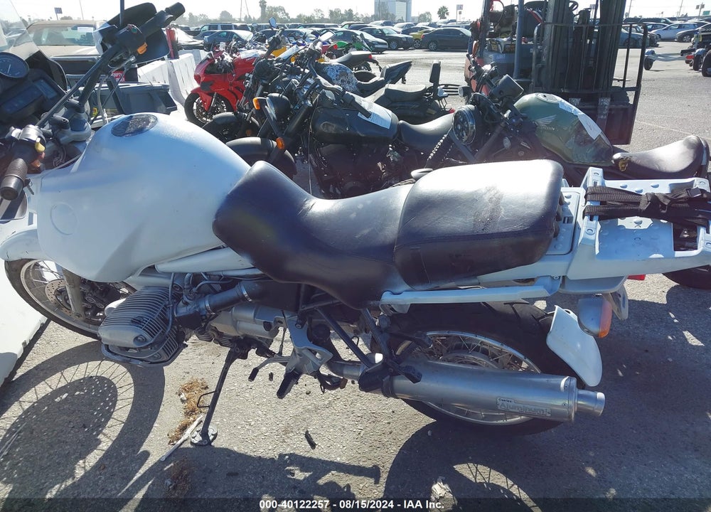 1999 BMW R1100 GS VIN: WB10409B3XZB86356