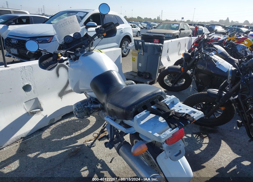 1999 BMW R1100 GS VIN: WB10409B3XZB86356