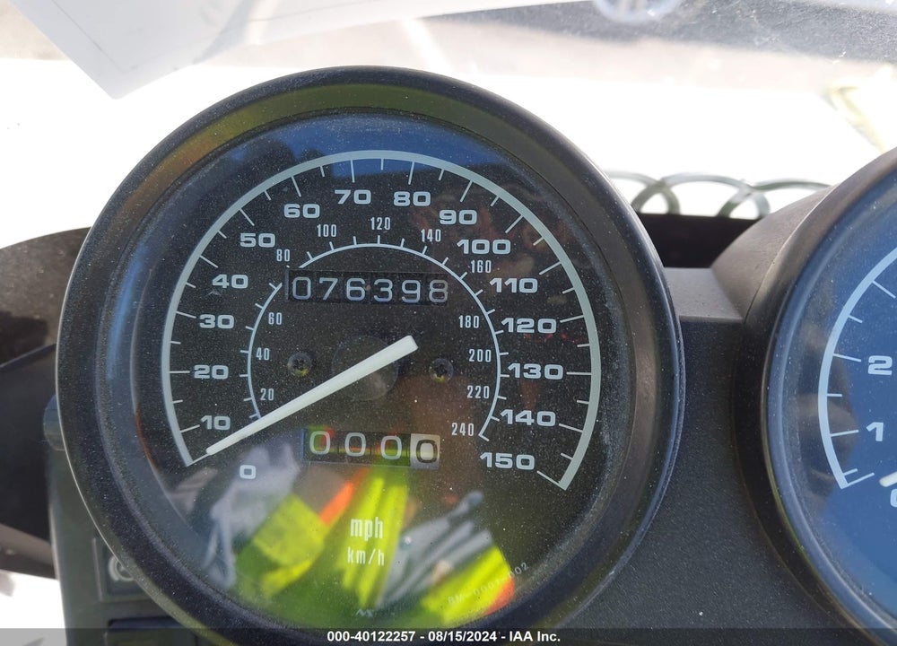 1999 BMW R1100 GS VIN: WB10409B3XZB86356
